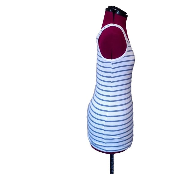 Merona Womens Tank Top Size Medium Blue White  Striped - Picture 3 of 6